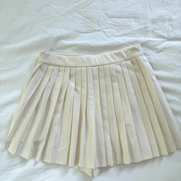 Abercrombie & Fitch Ivory Pleated Skort Size Small - Picture 6 of 6